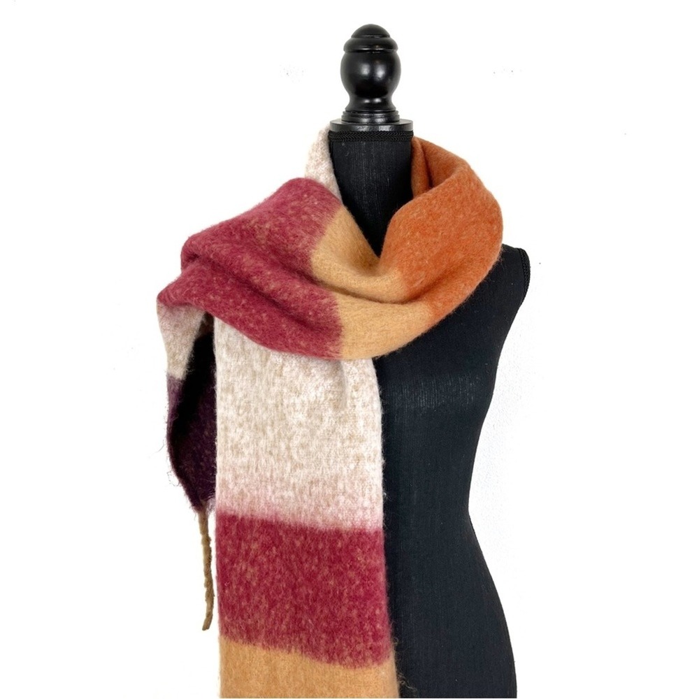 NWT Charlie Paige Scarf Winter Wrap Bold Stripes Fringe